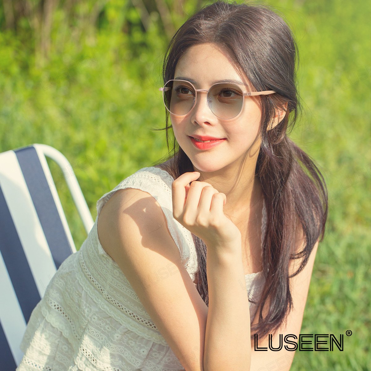 LUSEEN AG2267 Photochromic Anti-Radiation Eyeglasses Shades For Women Men Replaceable Lens Fashion Full Rim Round Frame